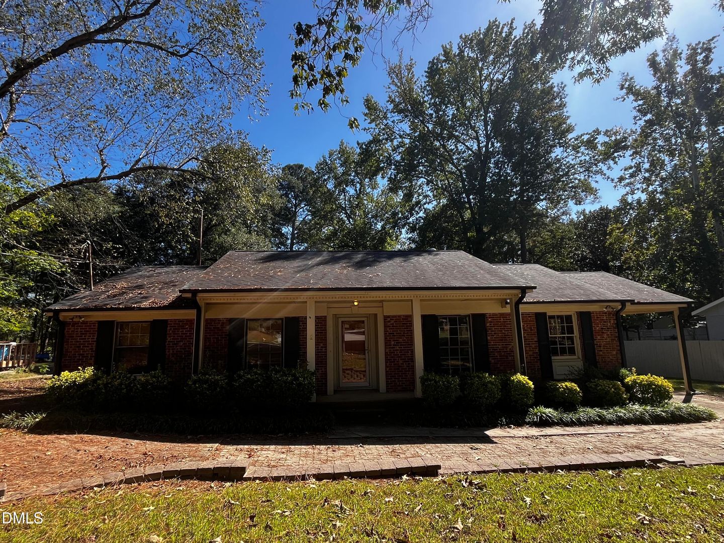 Raleigh House: 6404 Buffaloe Road