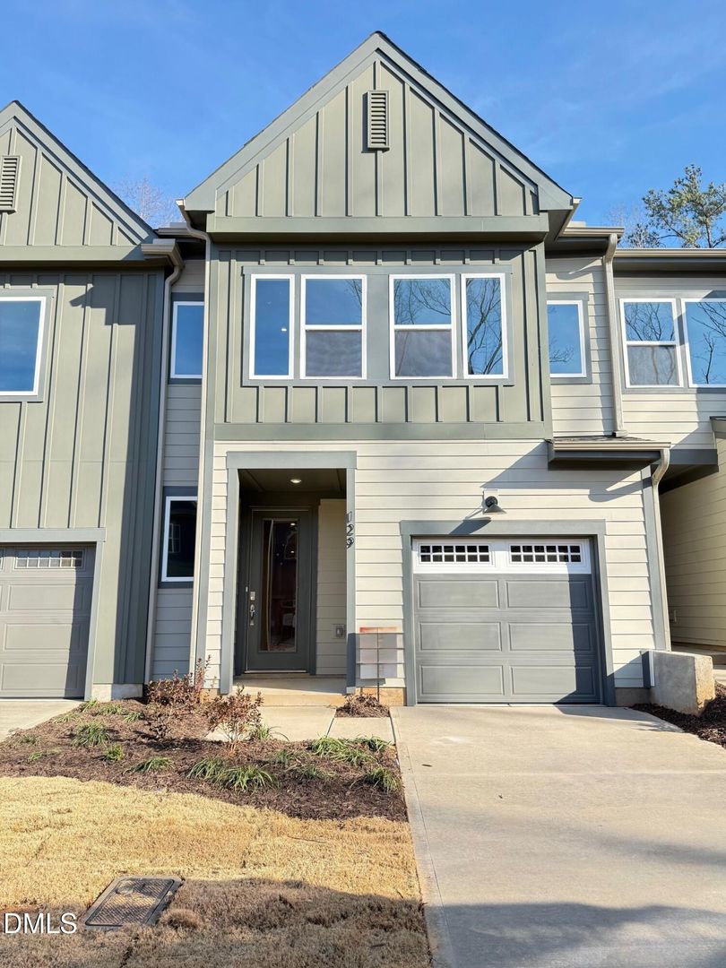 Chapel Hill Townhome: 129 Pinnacle Dr