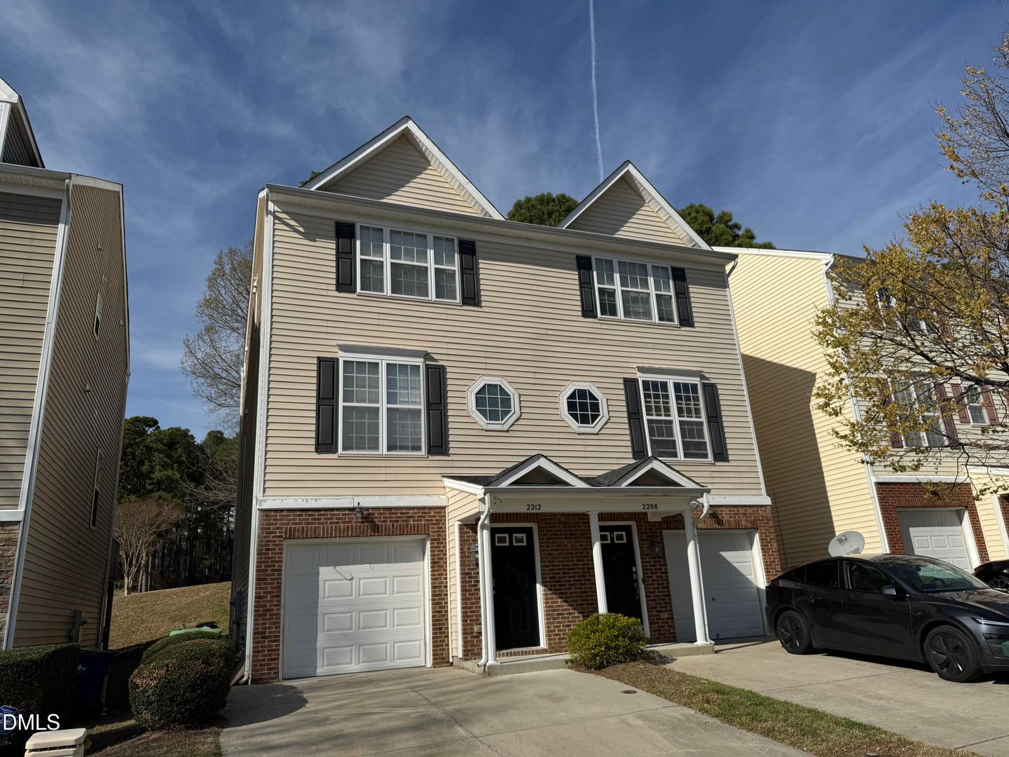 Raleigh House: 2212 Persimmon Ridge Drive
