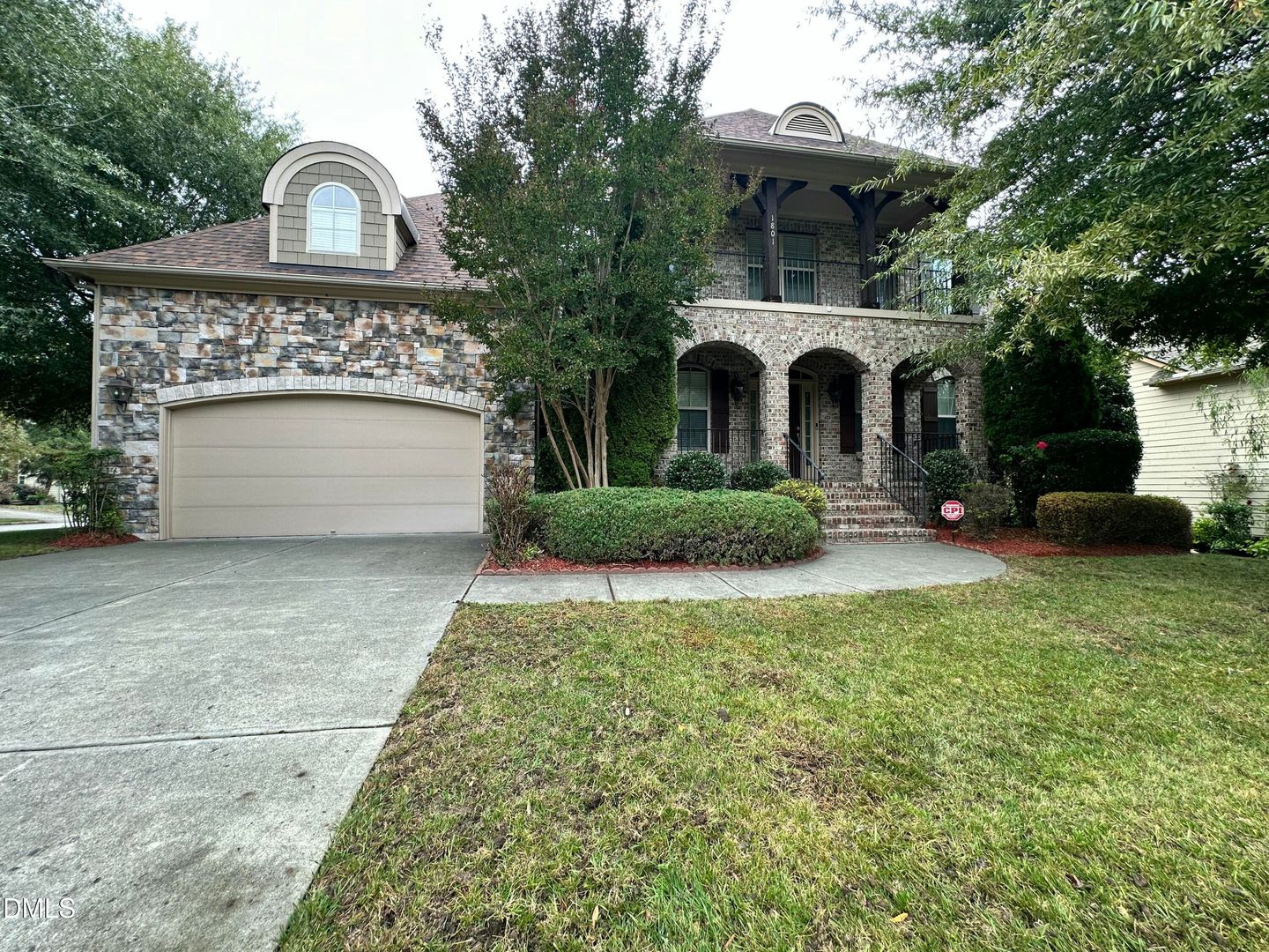 Cary House: 1801 Old London Way