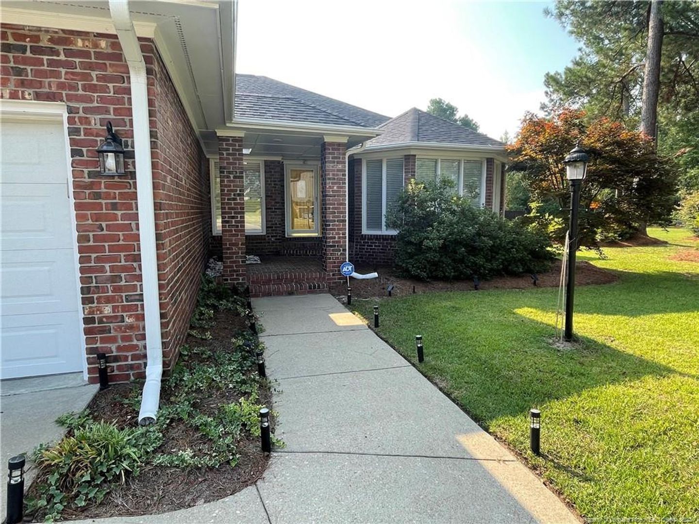 Fayetteville House: 6560 Windy Creek Way