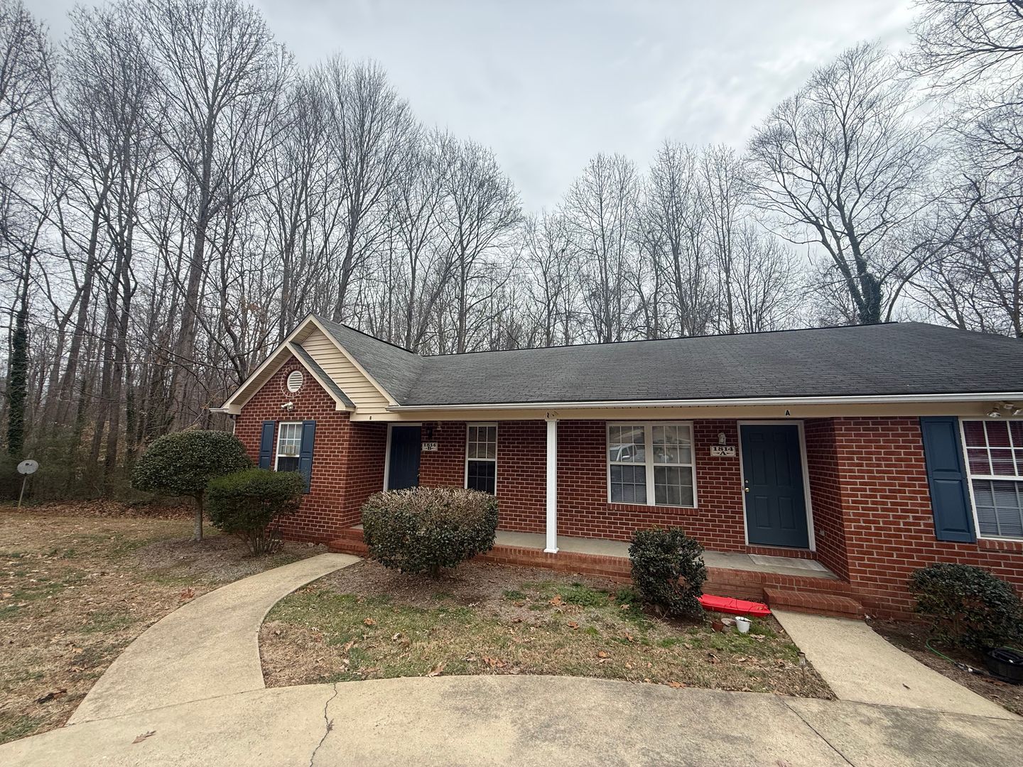 Asheboro House: 1814 Saddlewood Court, Apt B