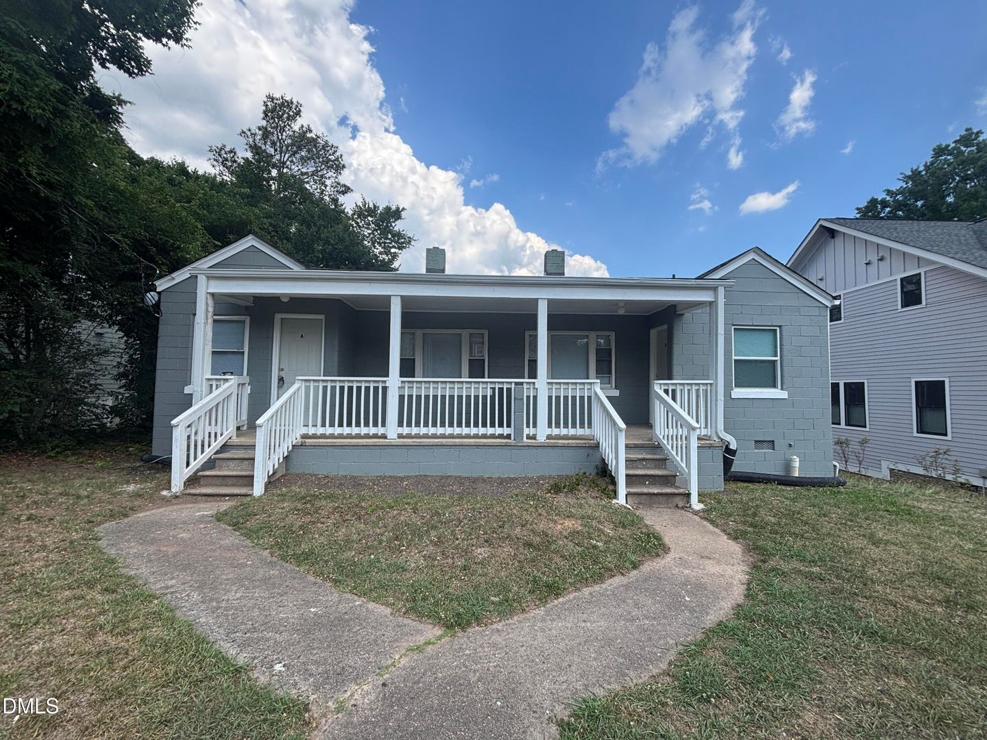 Durham House: 1111 South Street B