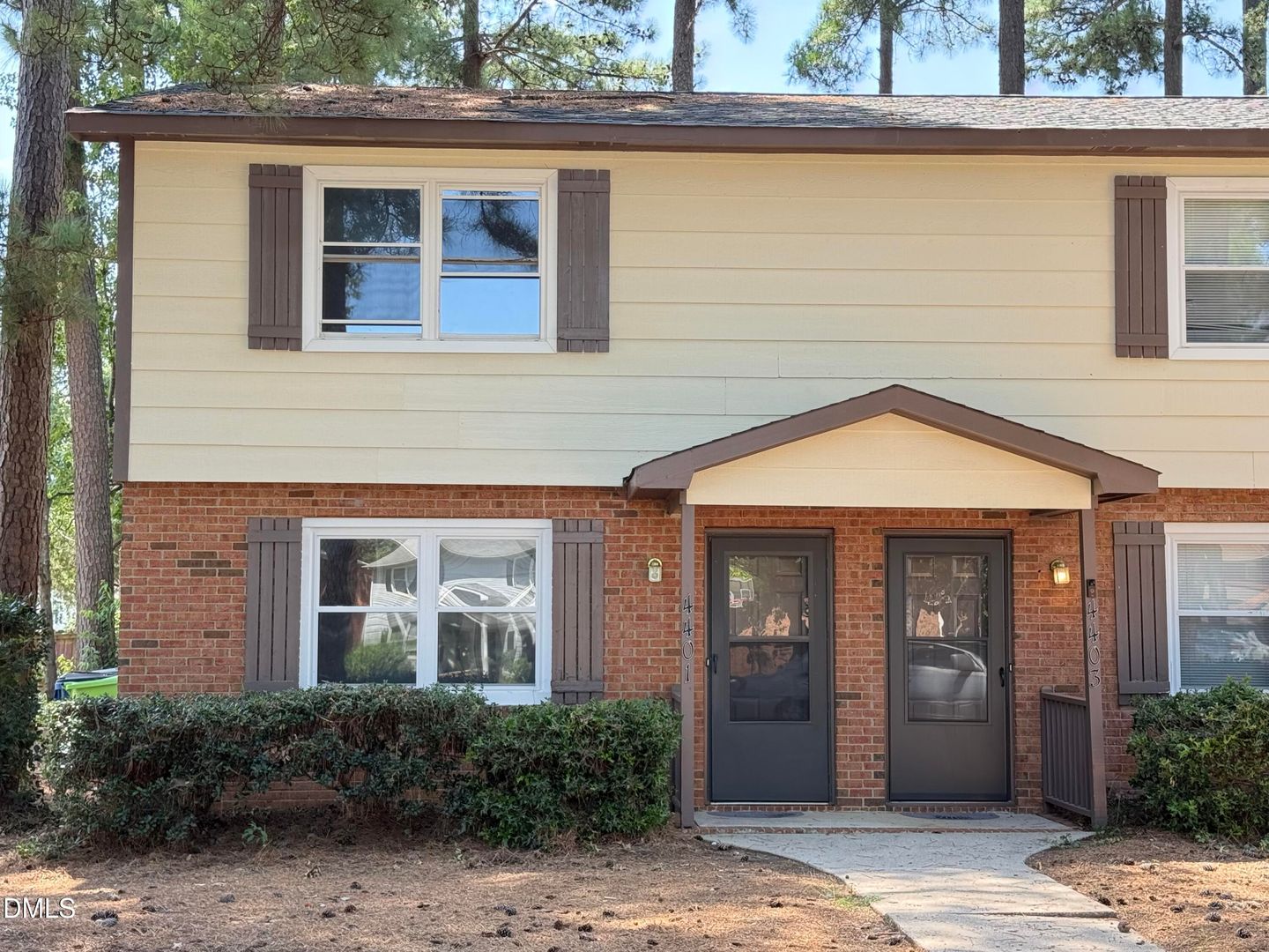 Raleigh House: 4401 Bleeker Court
