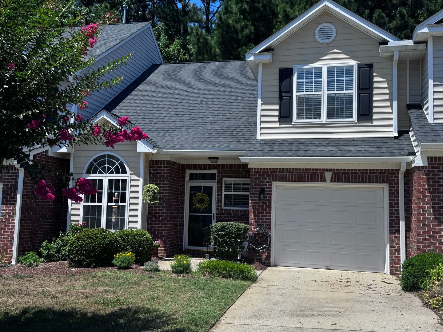 Apex Townhome: 2007 White Pond Court
