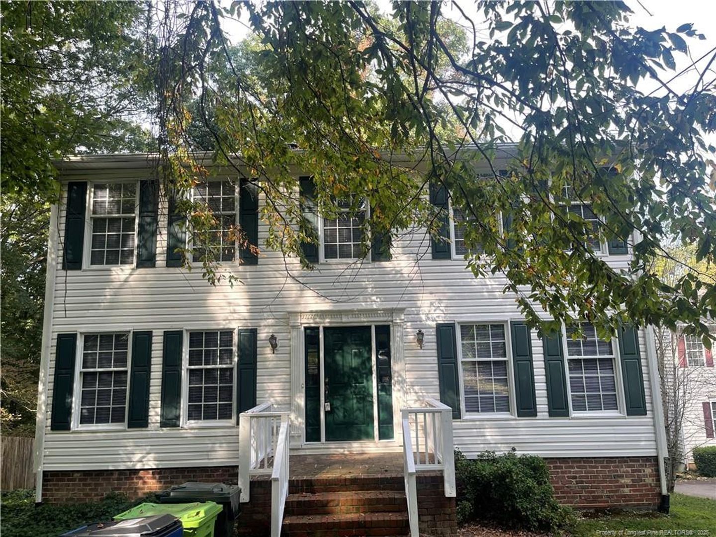 Raleigh House: 4219A Arbutus Dr