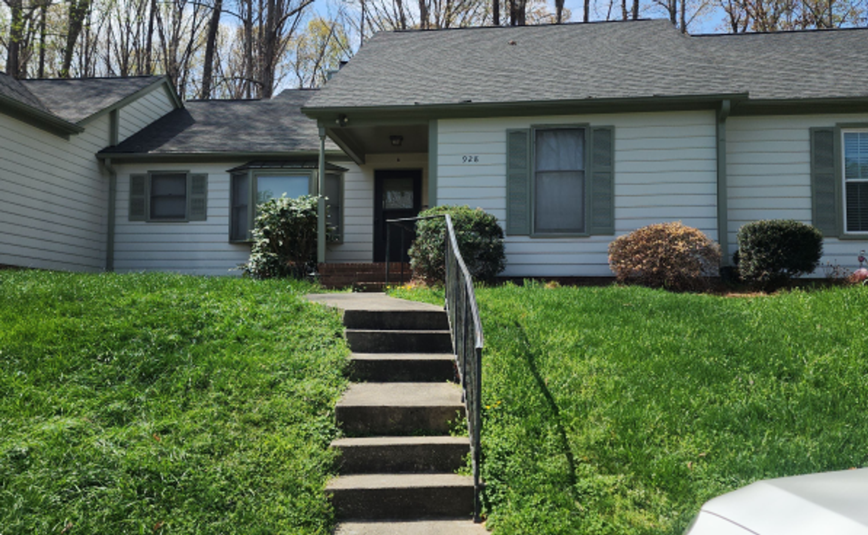 Jamestown House: 928 Chatfield Dr - Chatfield928B