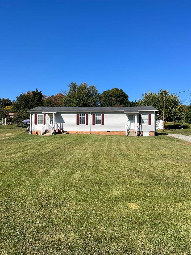 Archdale House: 103 Cloverdale Ct