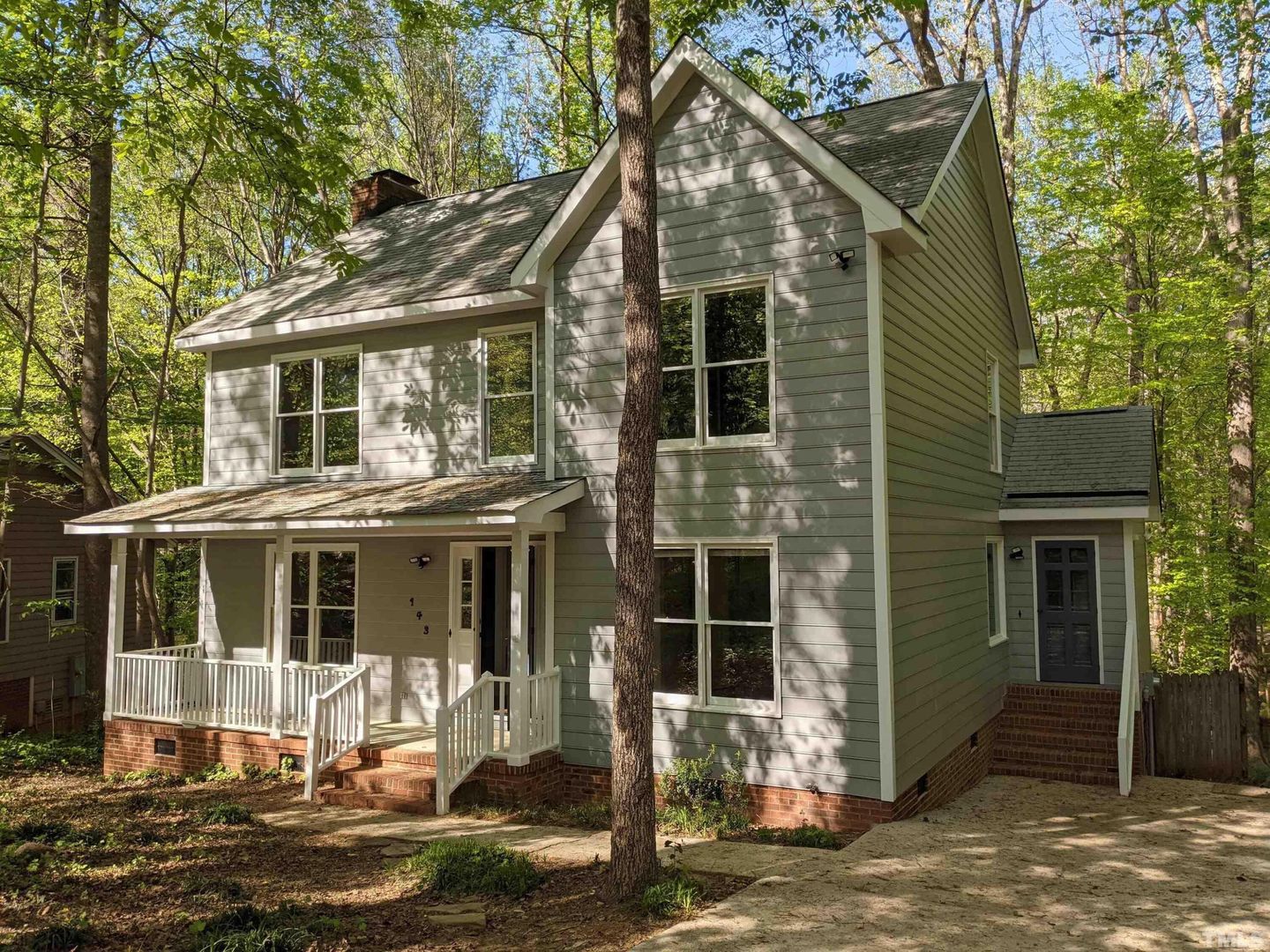 Cary House: 143 Brannigan Place