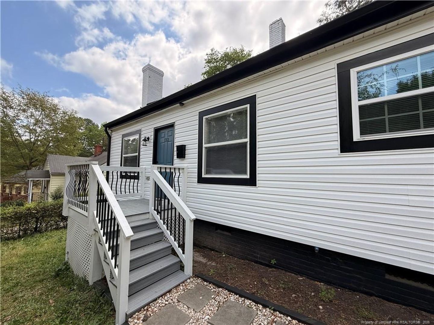 Fayetteville House: 122 Kensington Circle