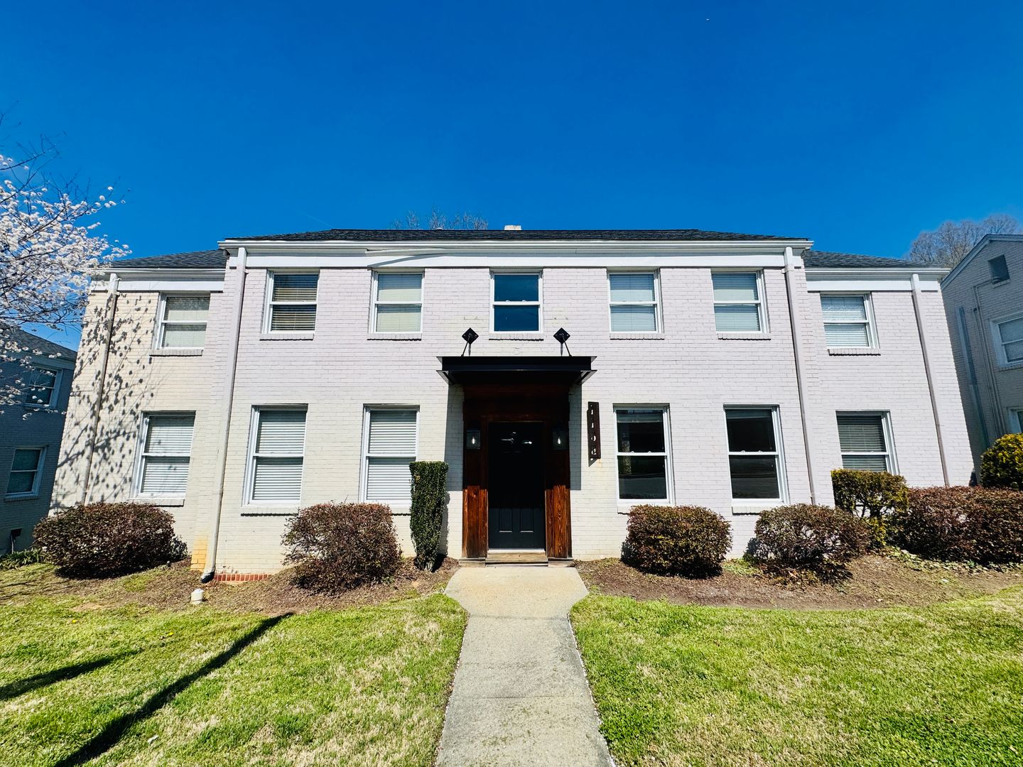 Greensboro Apartment: 1104 West Friendly Ave