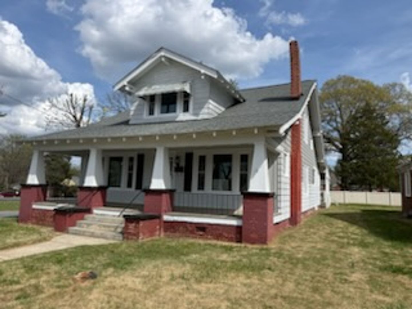 Asheboro House: 619 S. Cox St