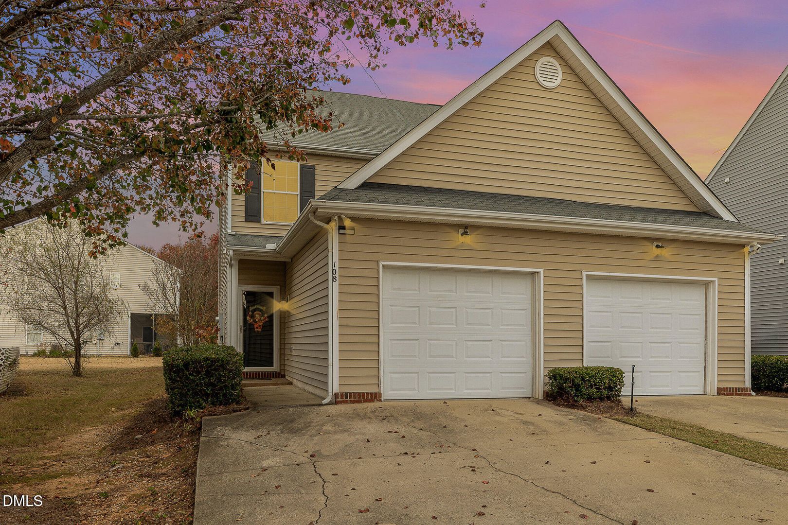 Clayton House: 108 Buchanan Ln.