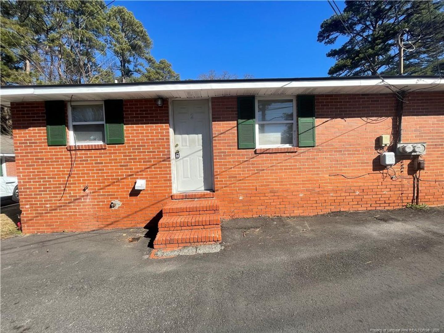 Fayetteville House: 824 Ridge Road #2