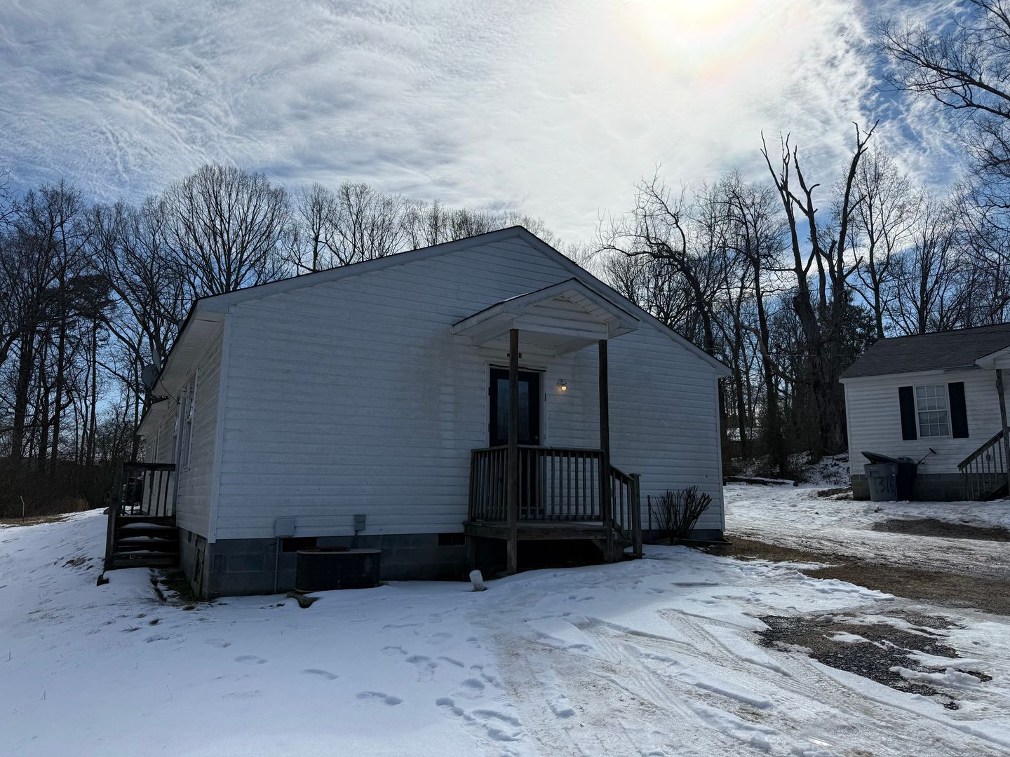 Asheboro House: 1320 Old Liberty Rd, Apt B