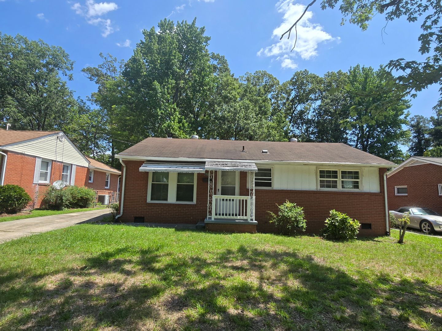 Greensboro House: 1605 Pichard St.