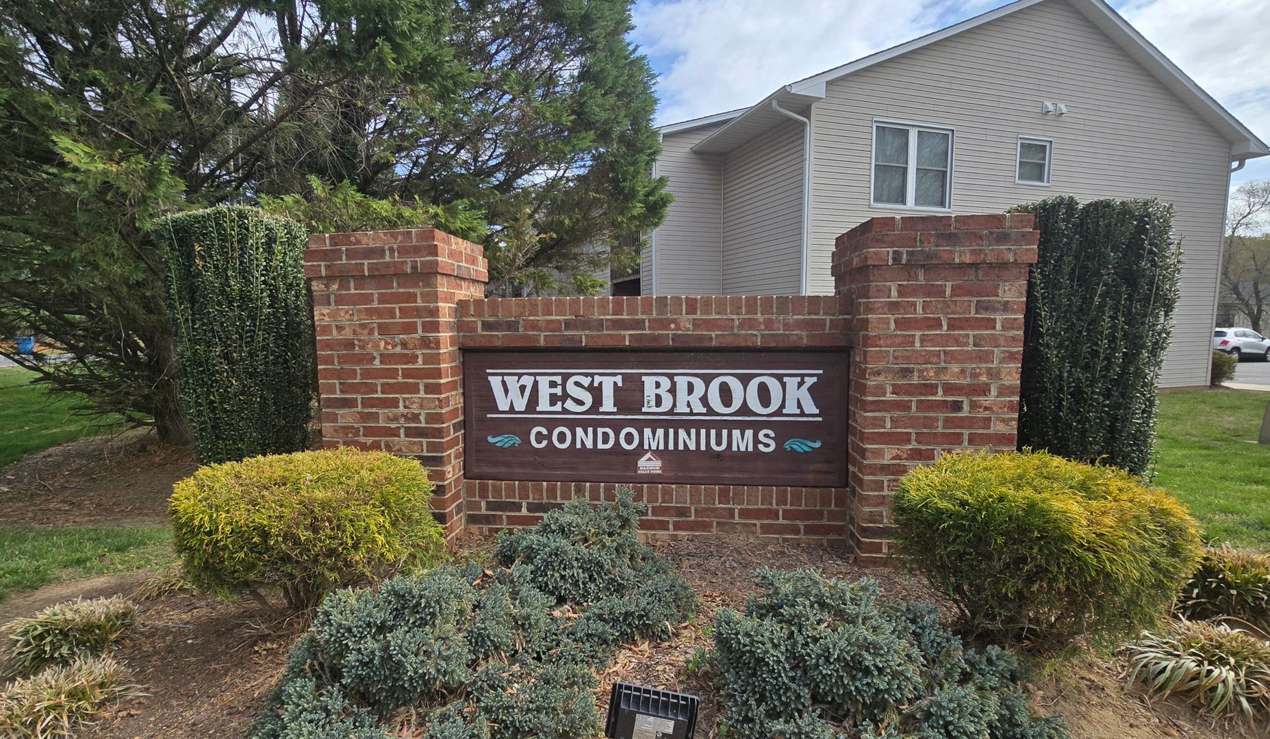 Archdale House: 702 Westbrook