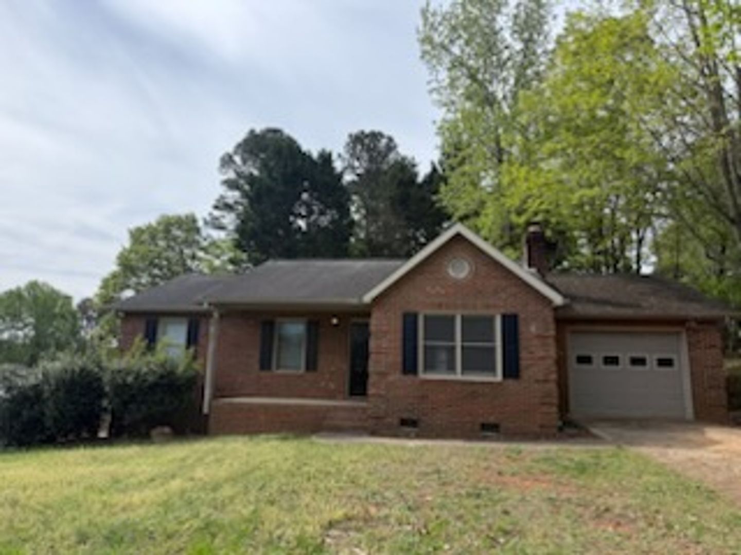 Asheboro House: 610 Woodland Circle