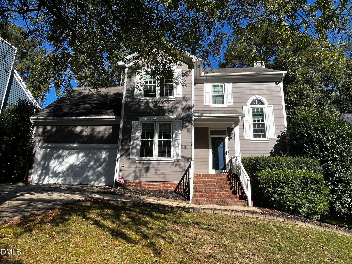 Cary House: 214 Castle Hayne Drive