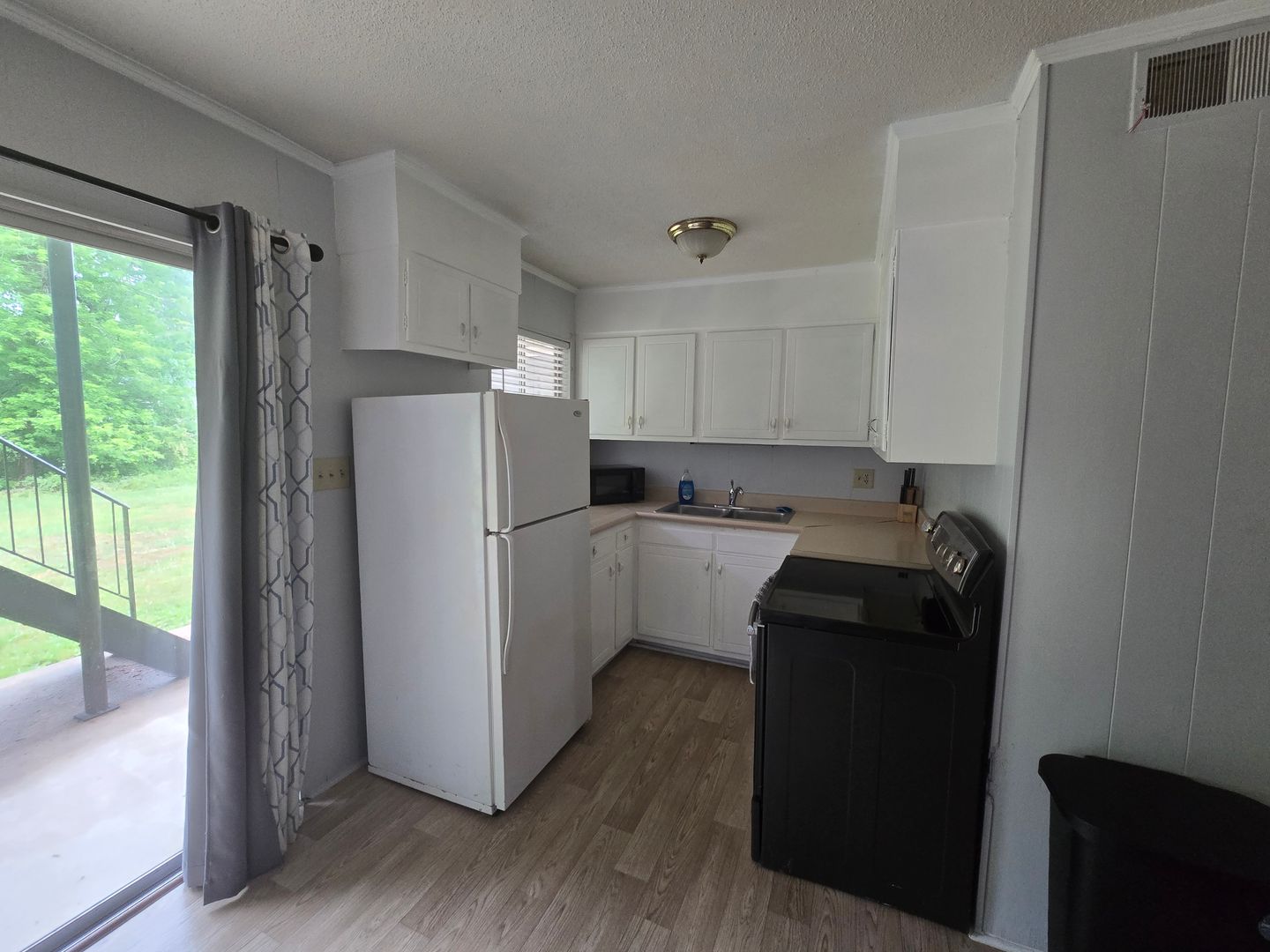 Archdale House: 3501 Glendale Rd Unit C