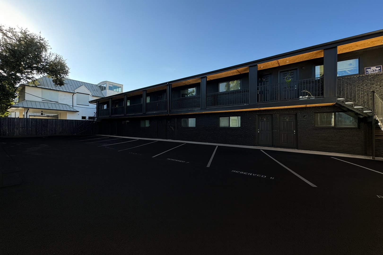 Houston Apartment: 1508 California St