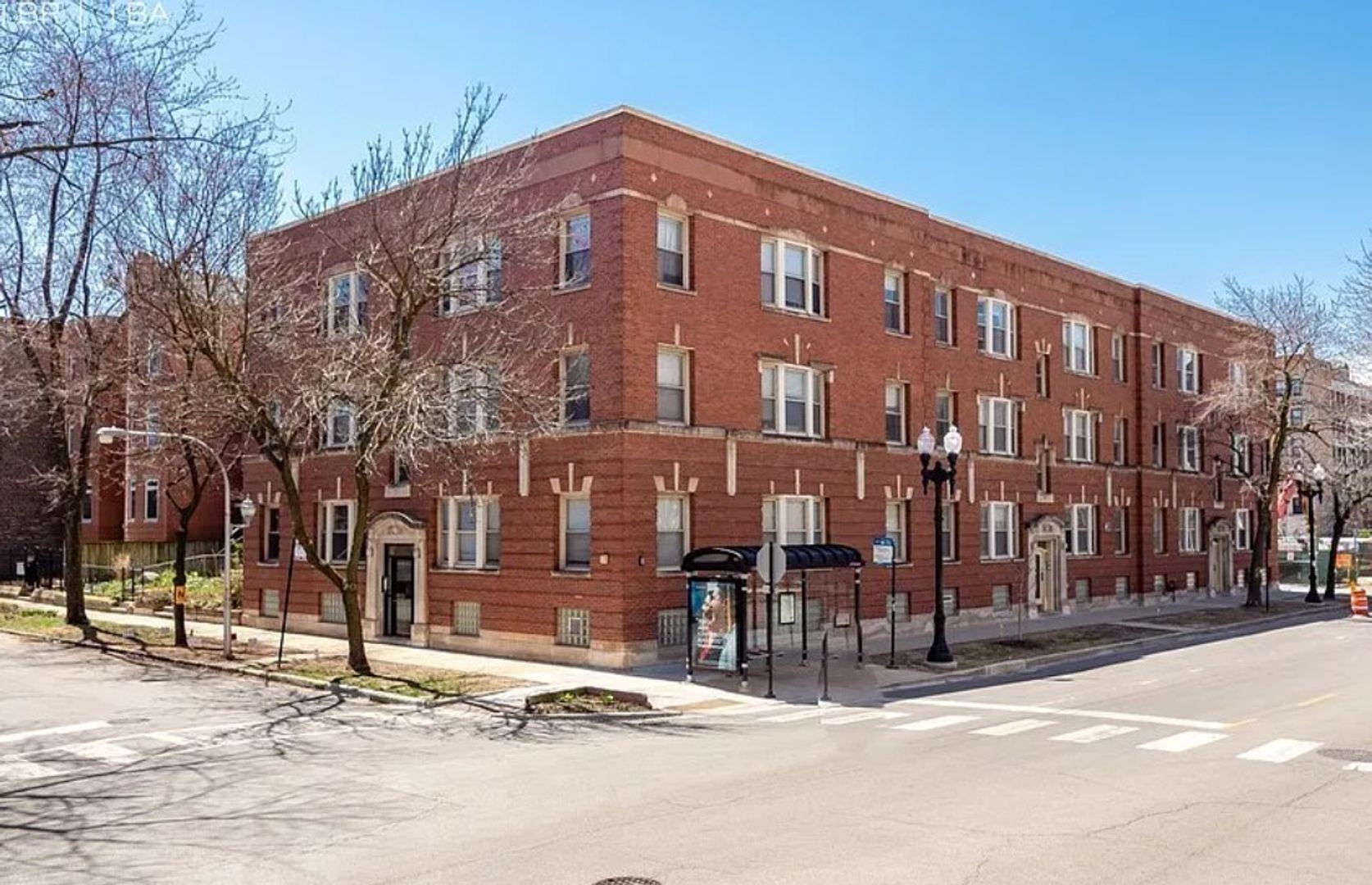 Chicago Apartment: 1305 W Morse Ave