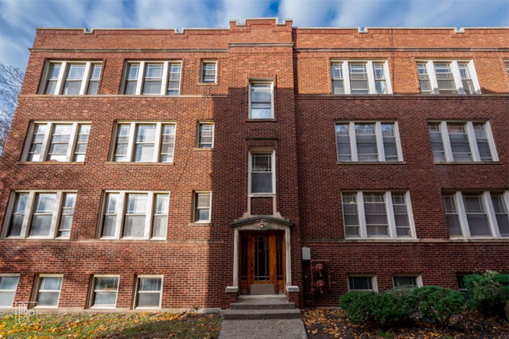 Chicago Apartment: 2139 W. Lunt Ave