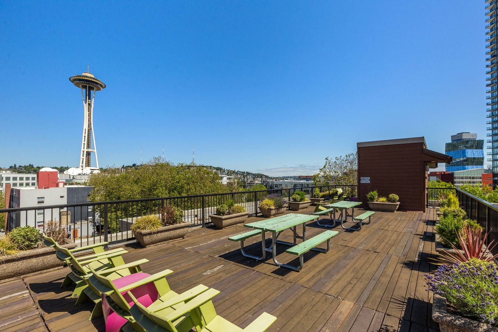 Roof deck at 425 Vine St #706 (1 of 3)