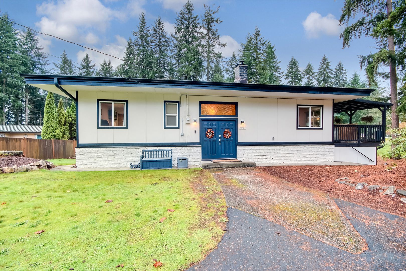 Renton House: 17805 SE 144th St