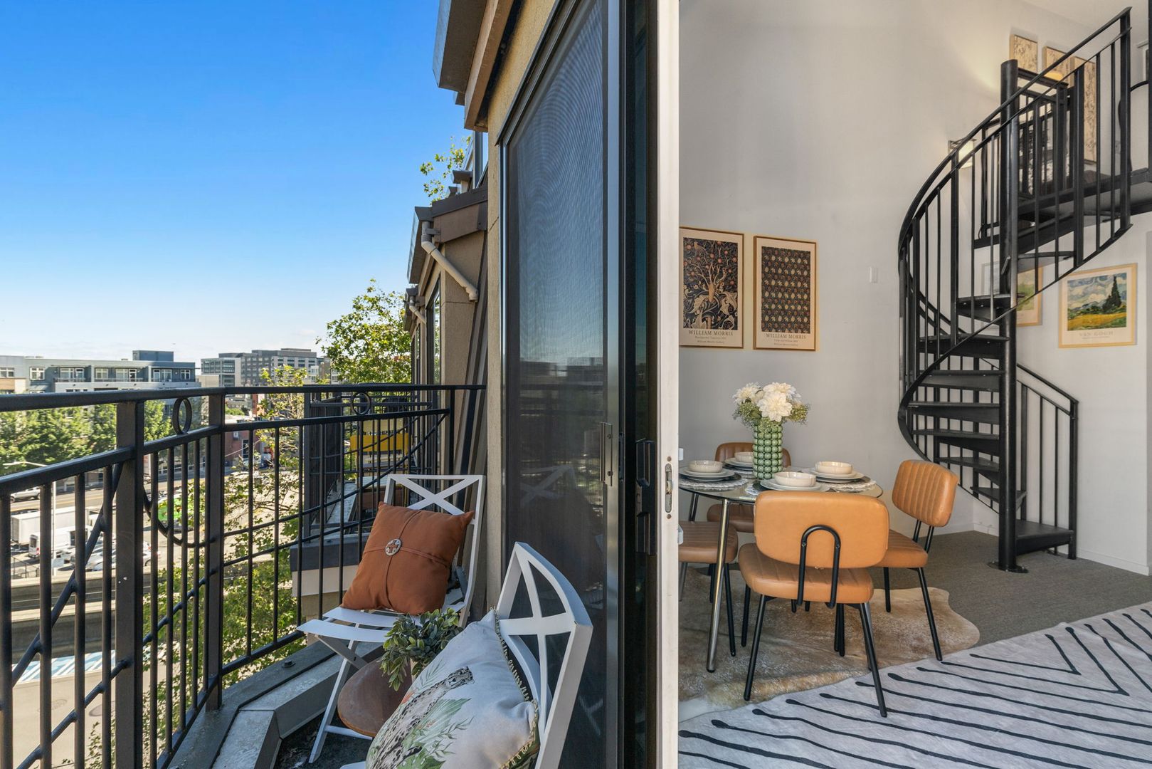425 Vine St #706 8 of 12