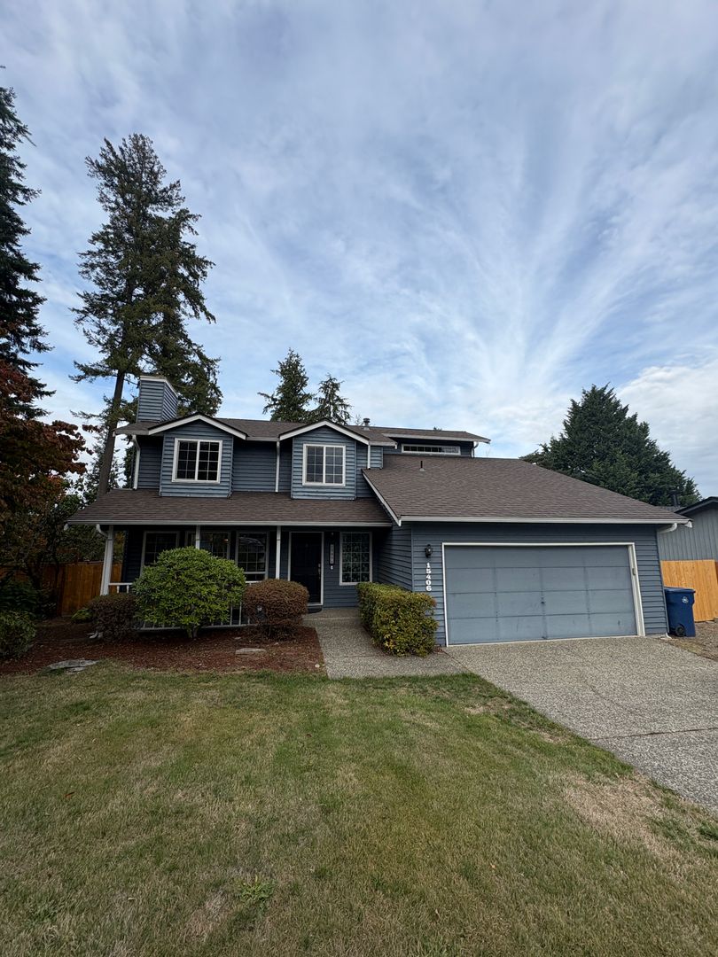Renton House: 15406 SE 176th Place