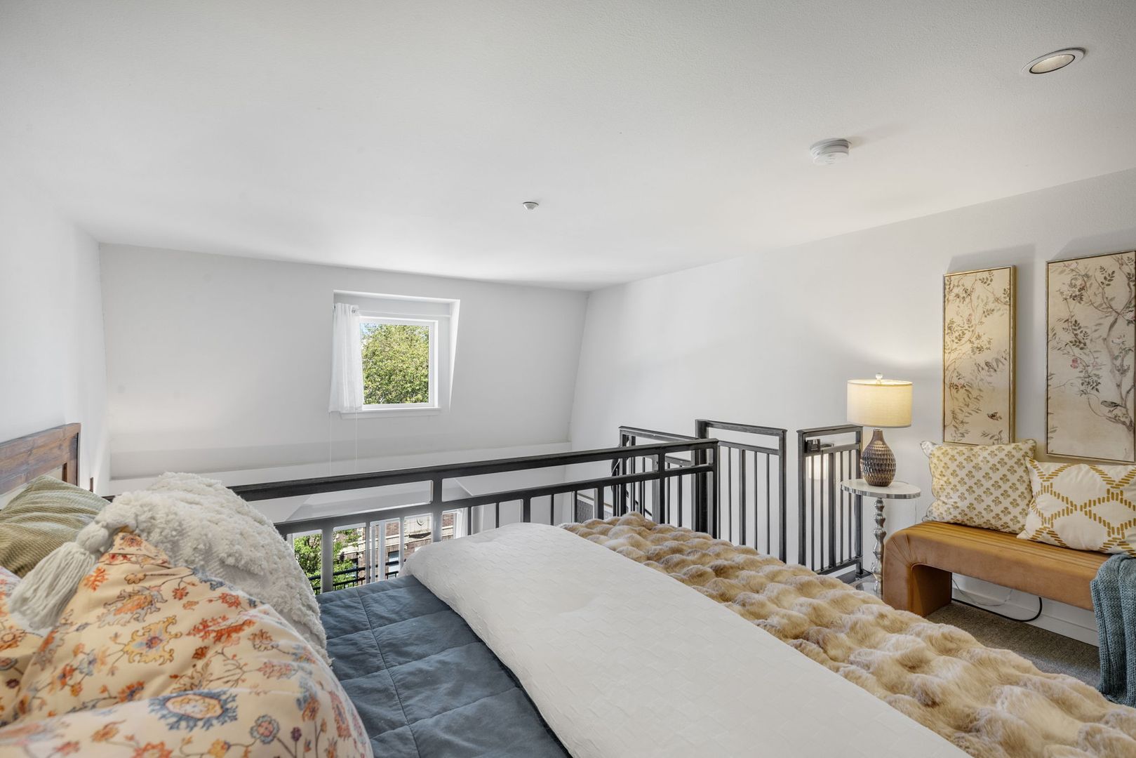 425 Vine St #706 19 of 30