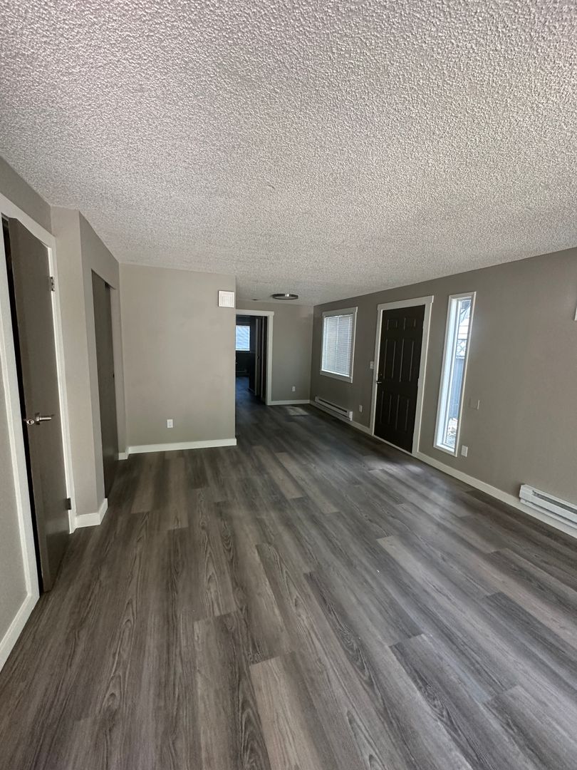 519 Burnett Ave S #1, Renton WA 98057 7 of 12