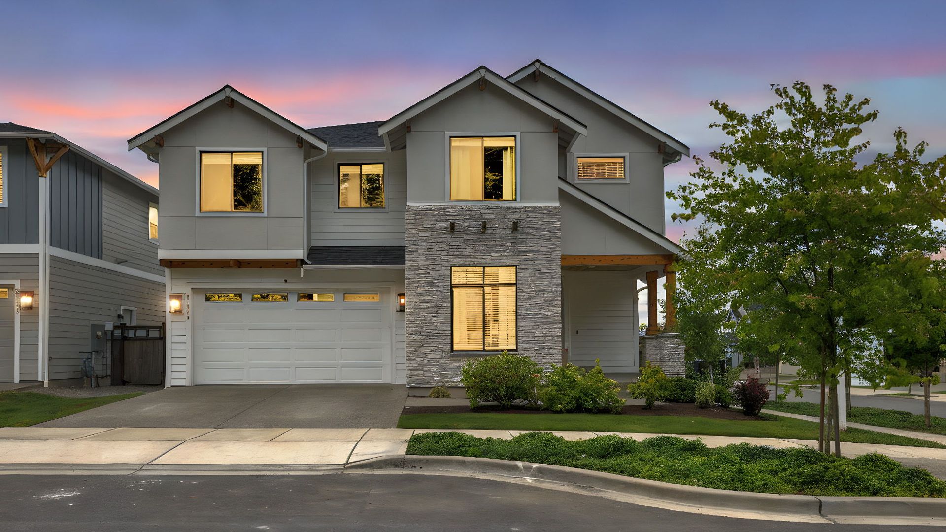 Black Diamond House: 23000 SE Sycamore St.