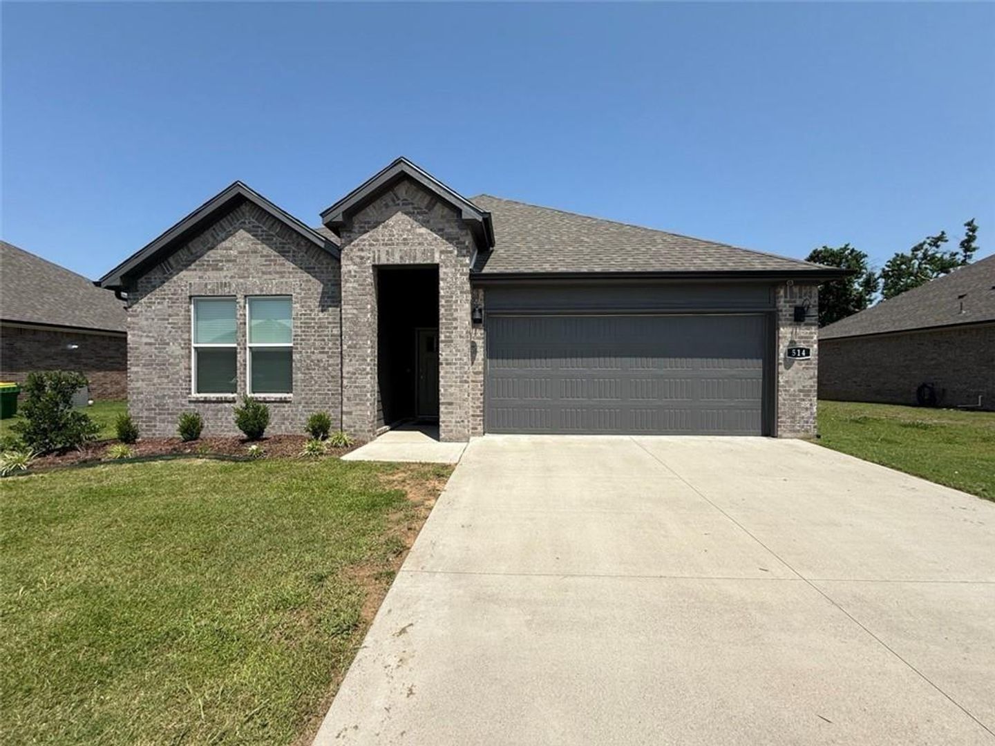 Farmington House: 514 N Goose Xing