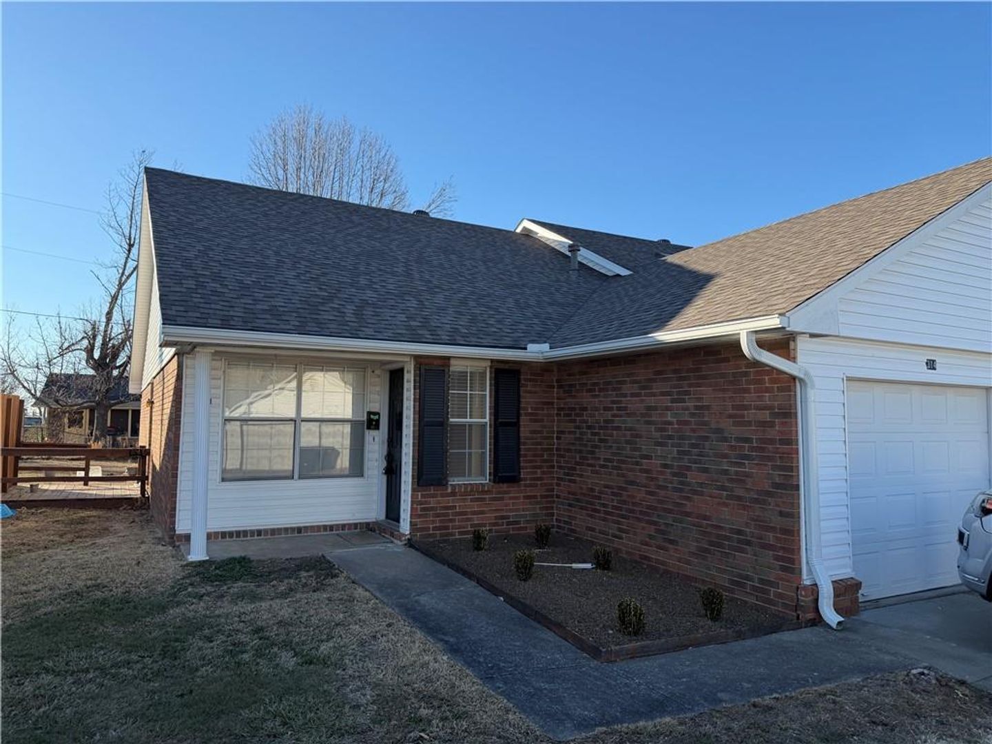 Rogers House: 317 S 11th Pl