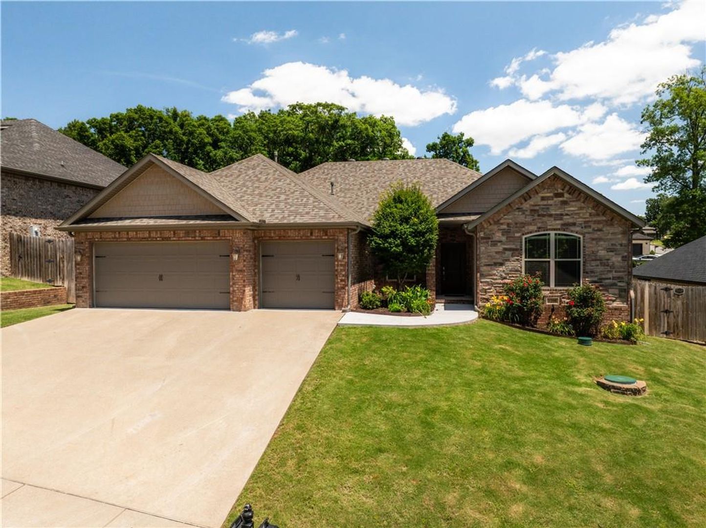 Cave Springs House: 1206 Sycamore St