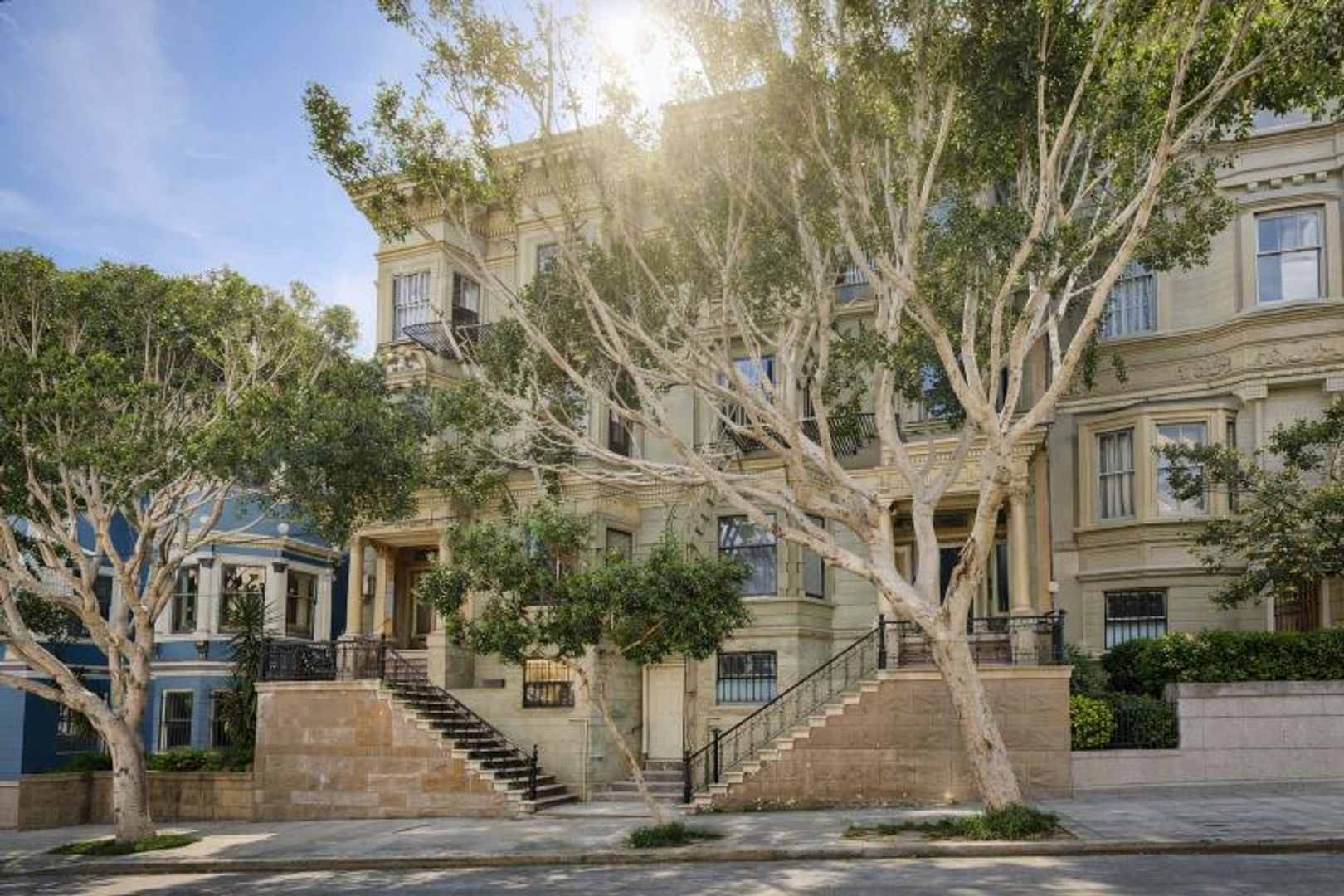 San Francisco Apartment: 607-619 Oak St