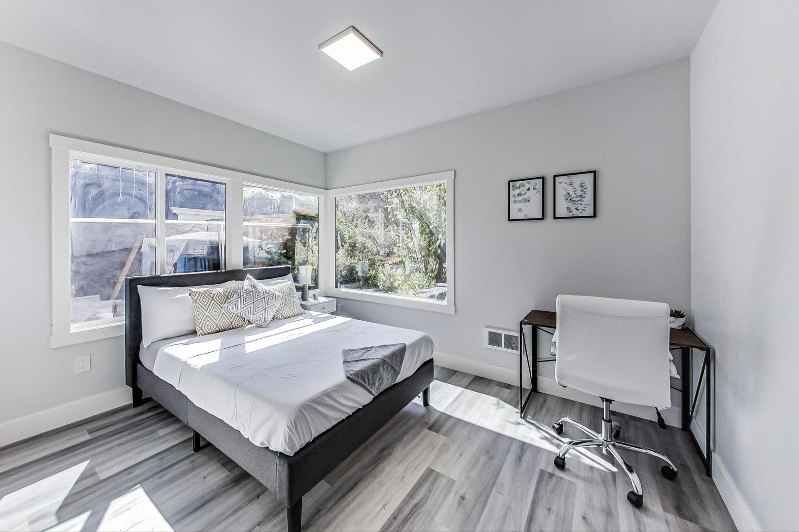 Berkeley Apartment: 3411 Adeline St