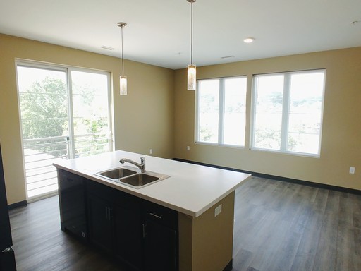 4th and College - Available Now – photo 1