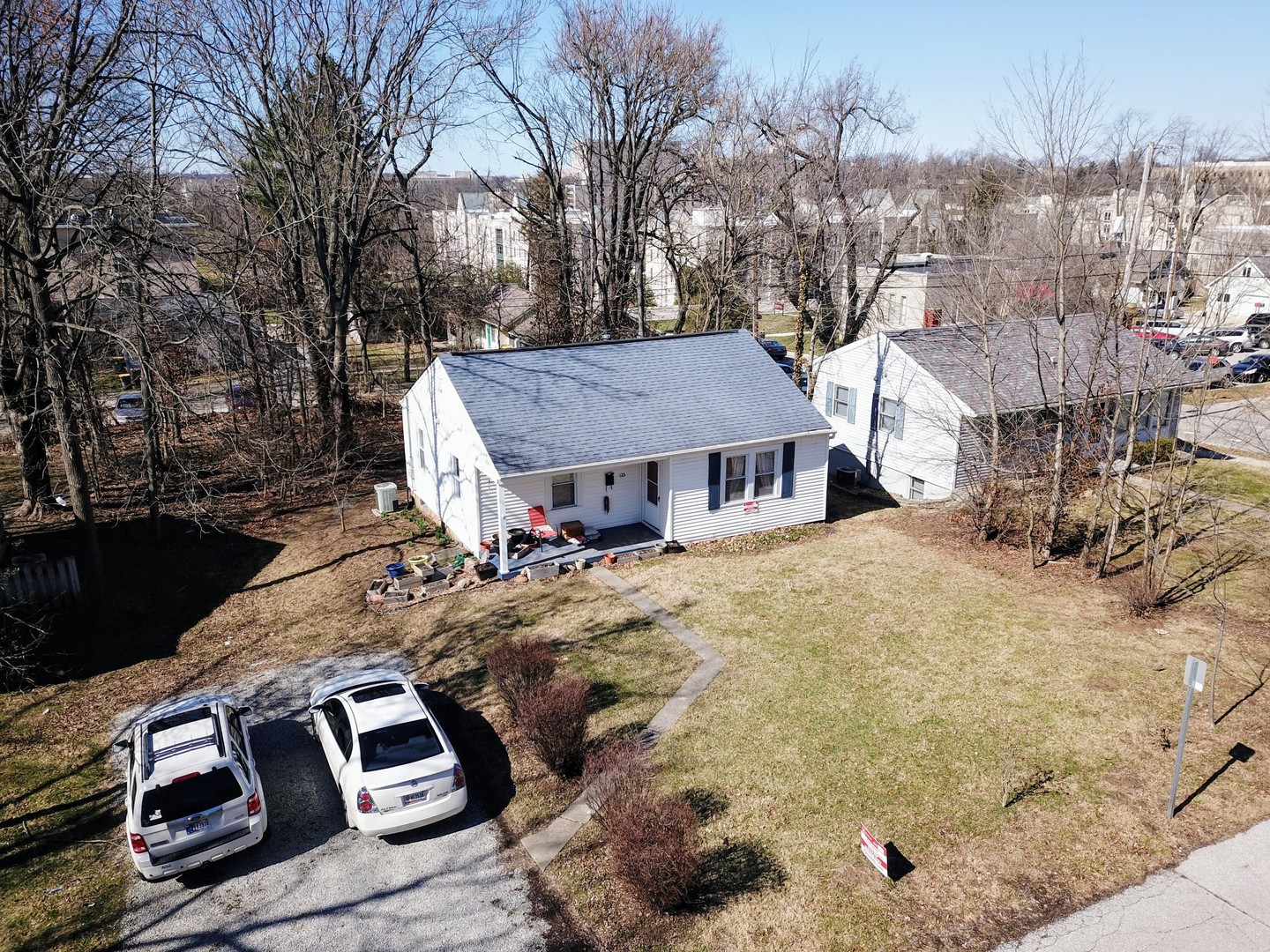 Bloomington House: 125 N Bryan Ave