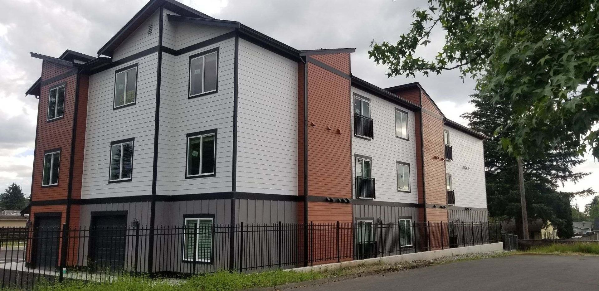 Tacoma Apartment: 7425 S D St