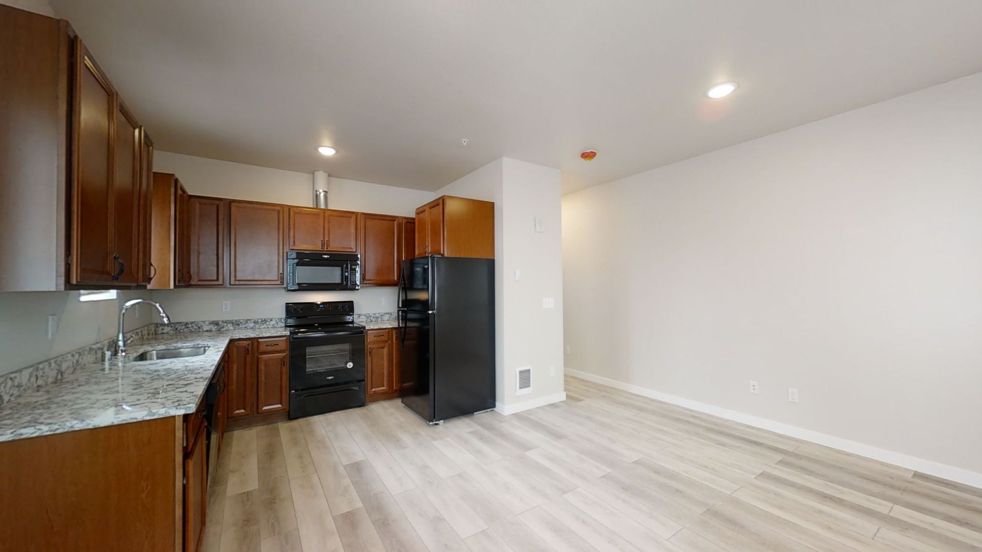 Tacoma Apartment: 7427 S D St
