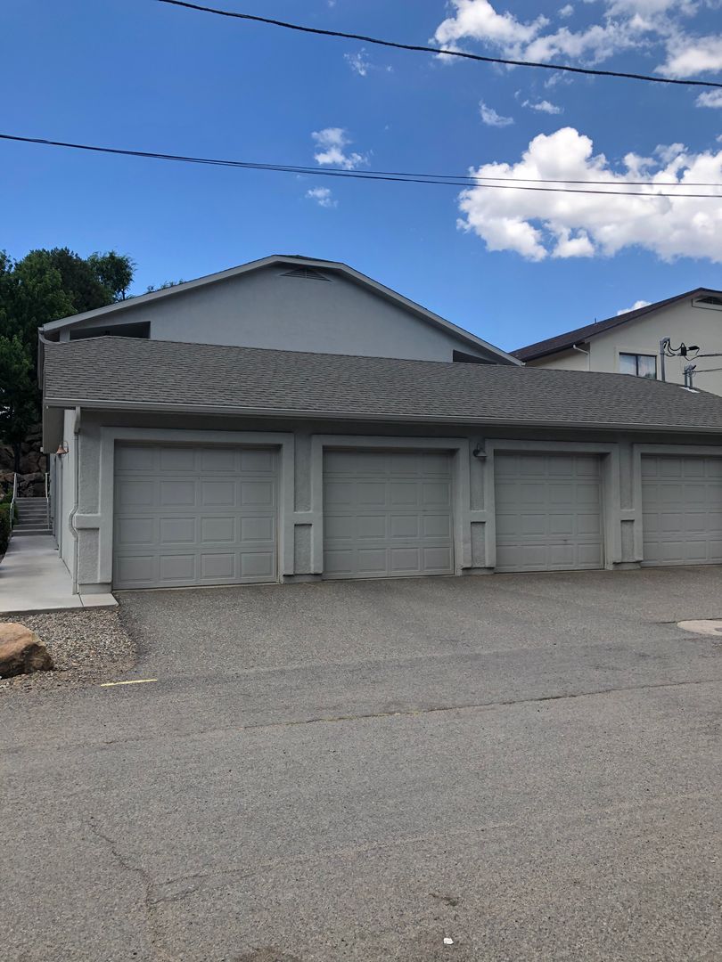 Prescott Apartment: 229 S Penn Avenue