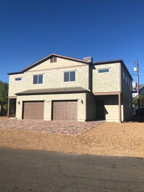 Two Story Townhouse w/3 Bedrooms, 2.5 Bathrooms ~ PV – photo 1
