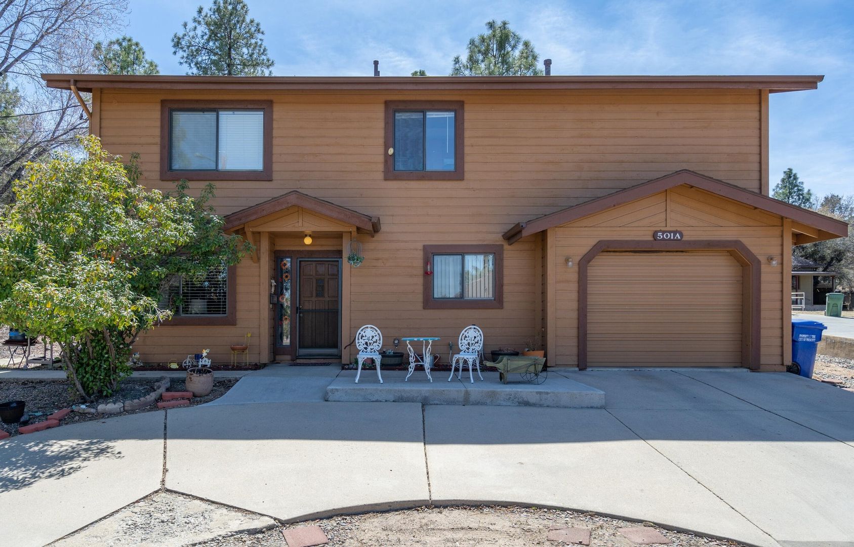 Prescott Apartment: 501 Hill Avenue