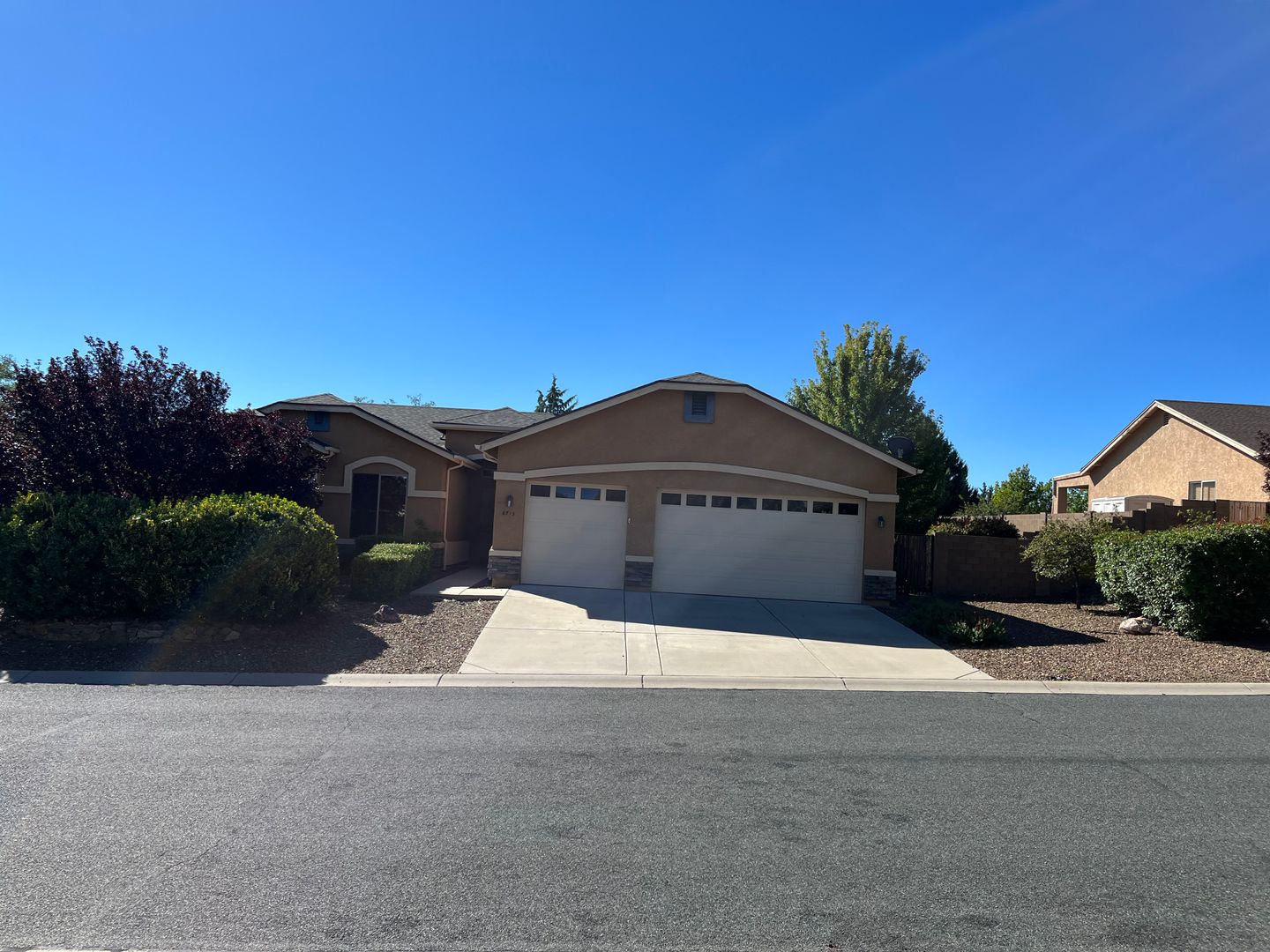 Prescott Valley House: 6713 E Mayflower Lane