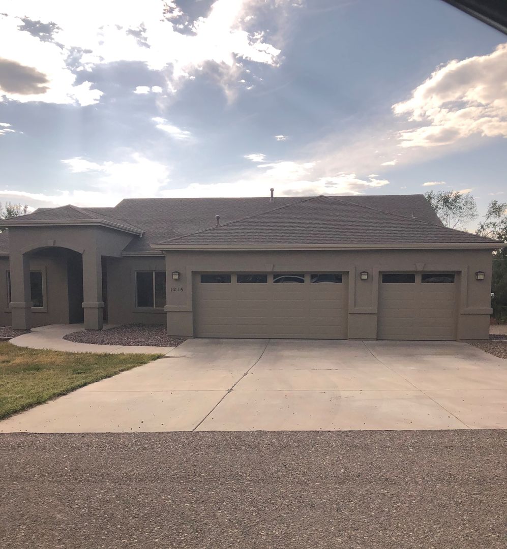 Prescott House: 1216 Mosher Lane