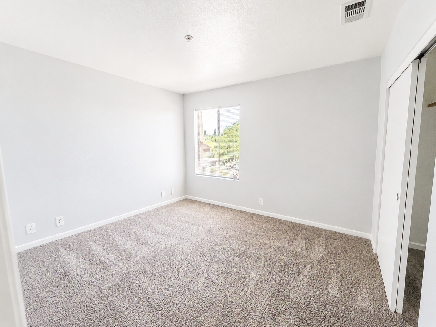 Creekside Apartments 9 of 12