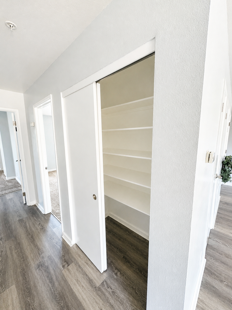 Creekside Apartments 7 of 12